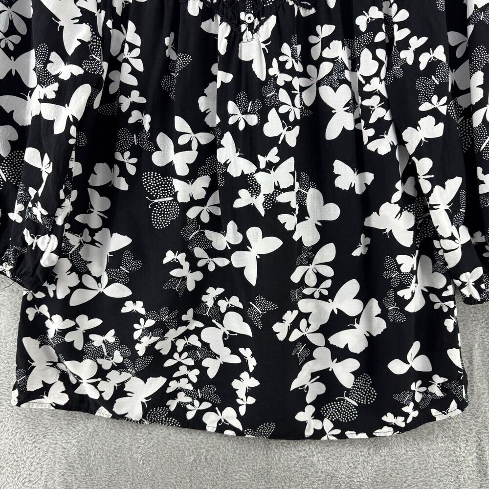 Talbots Top Womens L Black Butterfly Smocked Scoop Neck 3/4 Sleeves Elastic Cuff - Picture 4 of 15